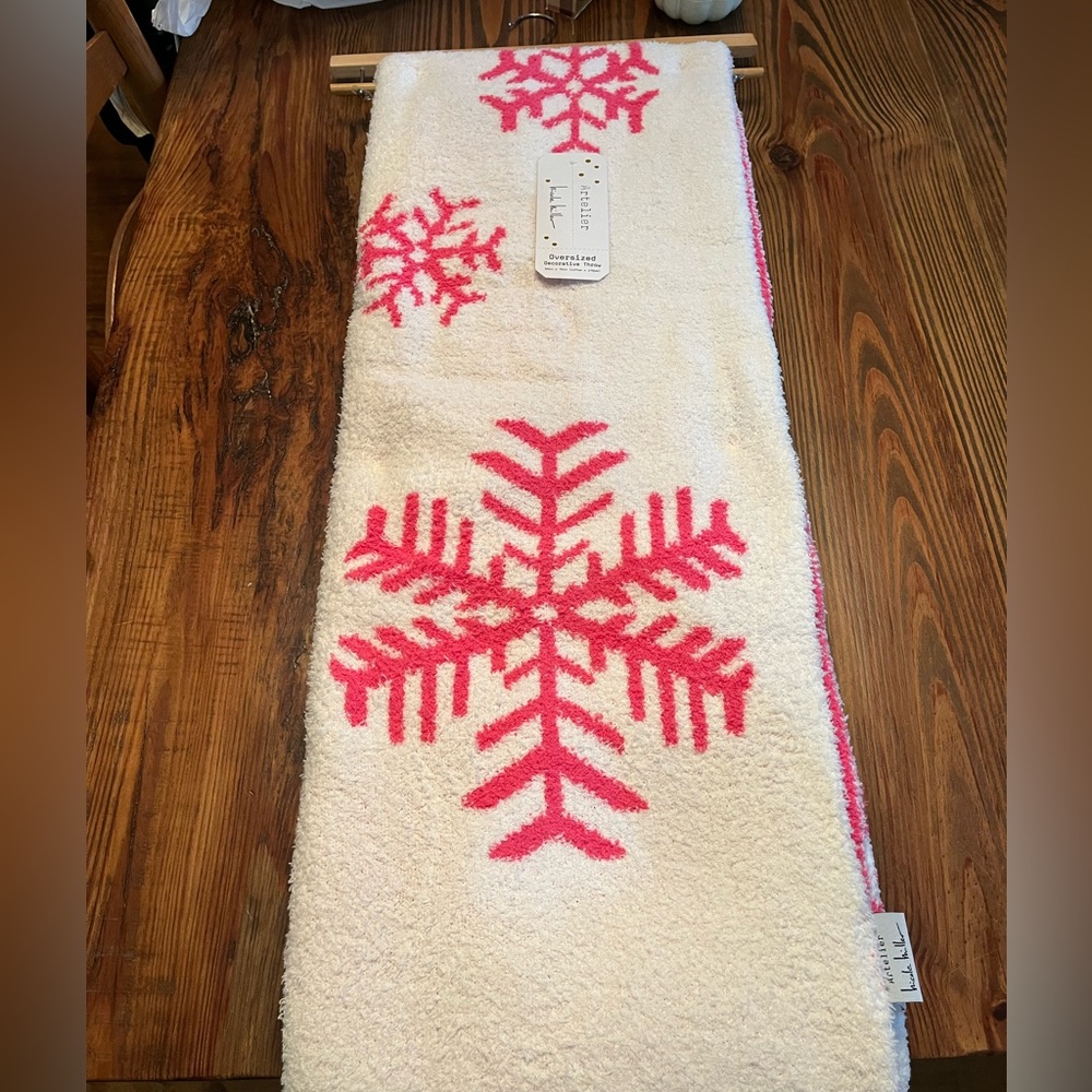 Pink & White Snowflake Christmas Throw